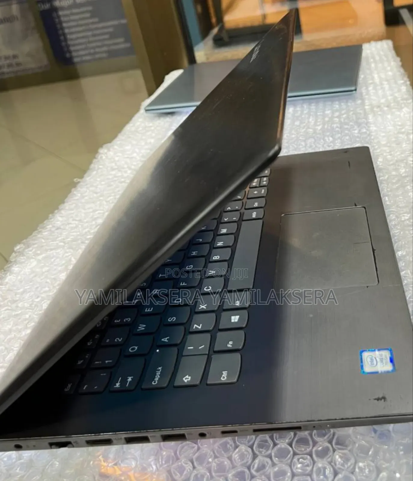 Laptop Lenovo IdeaPad 320 4GB Intel Core i5 HDD 1T
