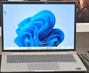 New Laptop HP EliteBook 640 G11 16GB Intel Core Ultra 5 SSD 512GB