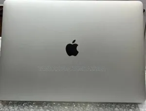 New Laptop Apple MacBook Pro 2018 16GB Intel Core i7 SSD 256GB