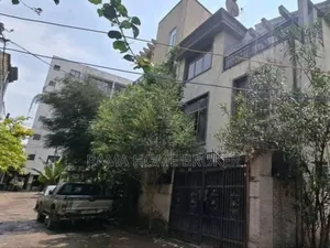 Furnished 3bdrm Apartment in ጋርመንት, Yeka for sale