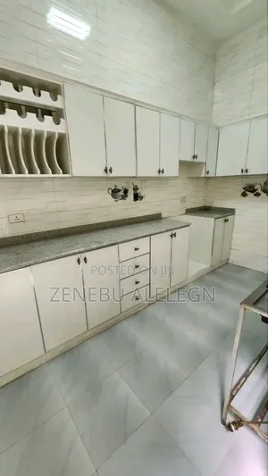 Furnished 6bdrm Villa in Summit, Bole for sale