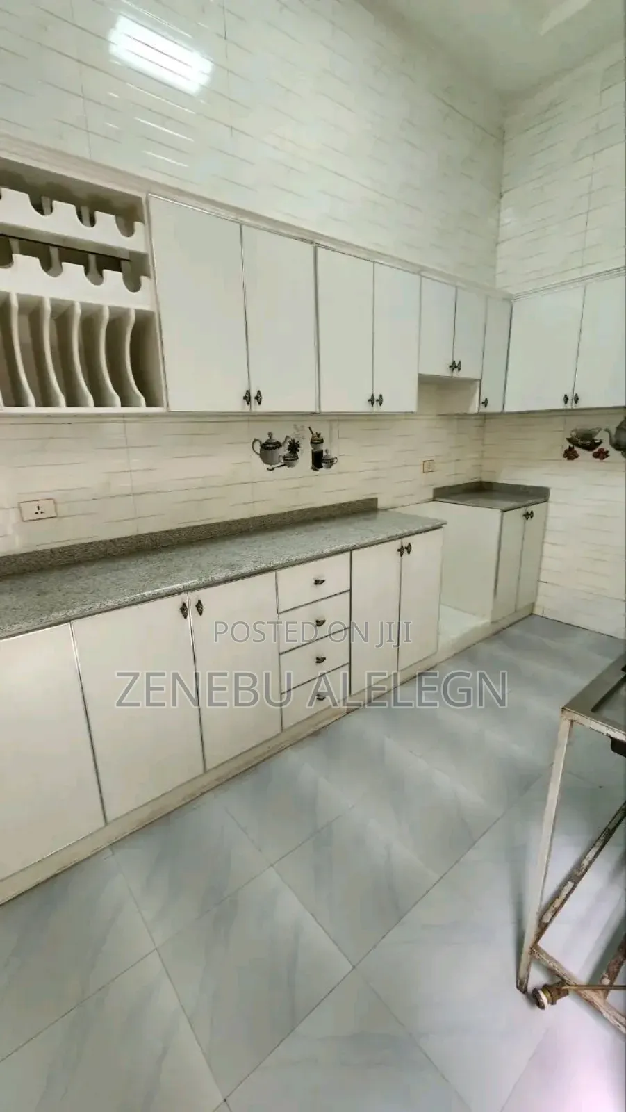 Furnished 6bdrm Villa in Summit, Bole for sale