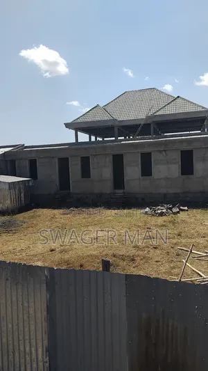 3bdrm Villa in ጣፎ, Yeka for sale
