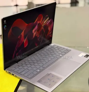 New Laptop Dell Inspiron 14 7447 16GB Intel Core Ultra 7 SSD 1T