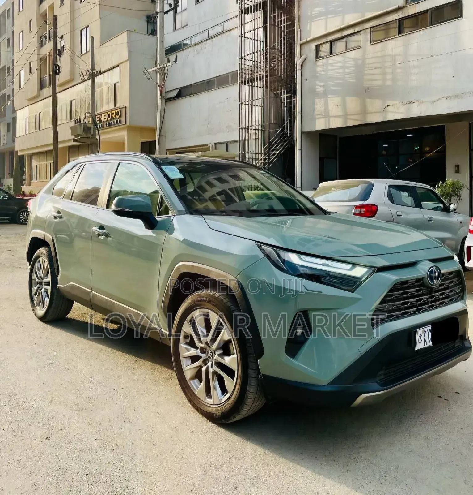 Toyota RAV4 2022 Gray