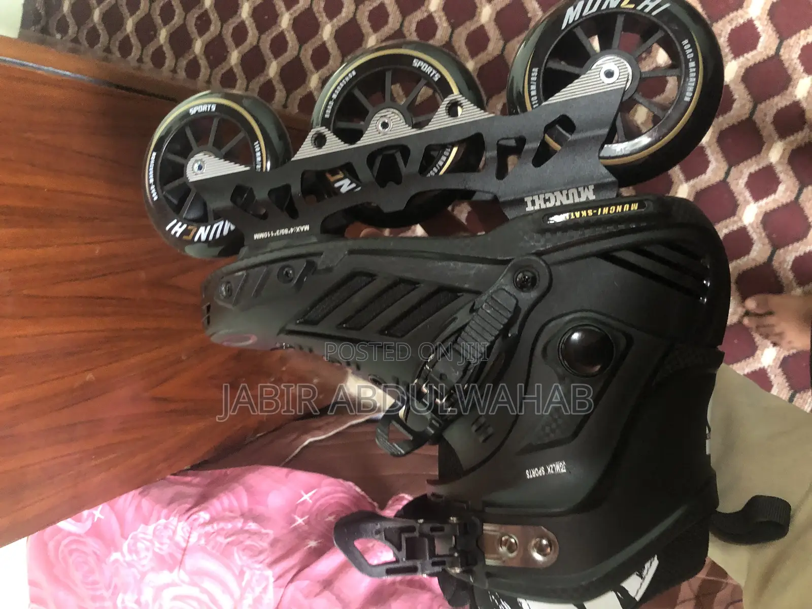 Skate Shoes 3 Wheels