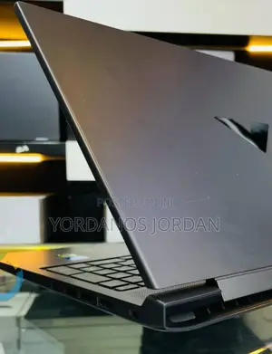New Laptop HP Victus 15 16GB Intel Core i7 SSD 1T