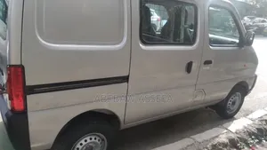 Suzuki APV Pan Vanel 2025 Silver