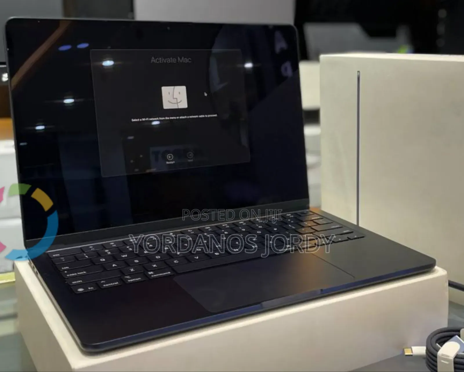 New Laptop Apple MacBook Air 2025 M4 13-inch 16GB Apple M4 SSD 512GB