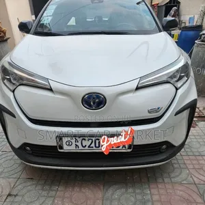 Toyota C-HR 2022 White