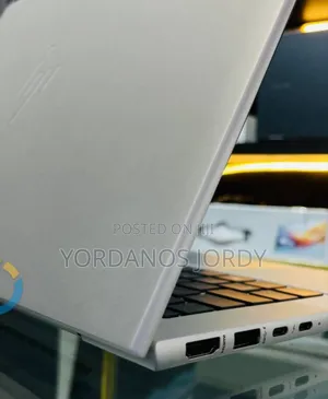 New Laptop HP EliteBook x360 1040 G9 16GB Intel Core i7 SSD 512GB