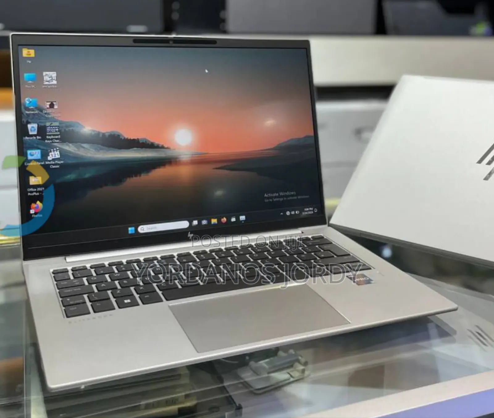 New Laptop HP EliteBook x360 1040 G9 16GB Intel Core i7 SSD 512GB