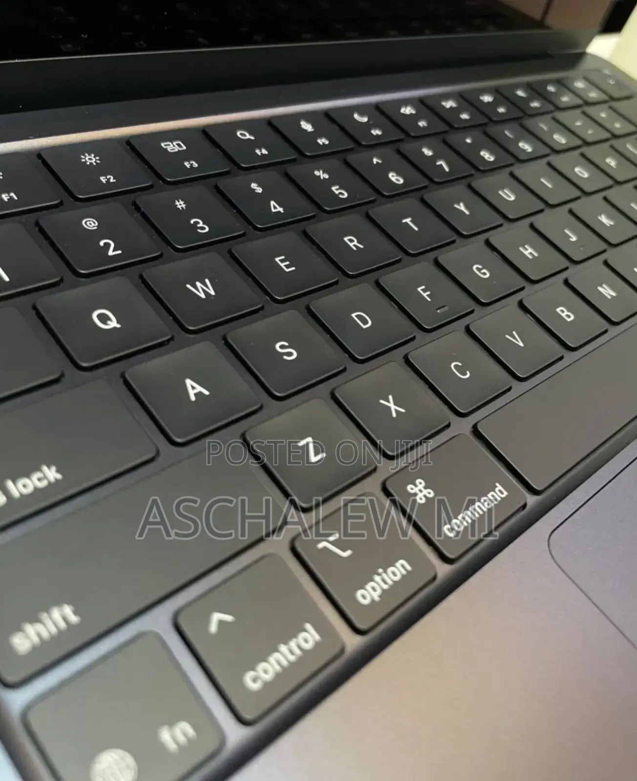 New Laptop Apple MacBook Air 2025 M4 13-inch 16GB Apple M4 SSD 512GB
