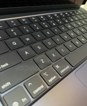 New Laptop Apple MacBook Air 2025 M4 13-inch 16GB Apple M4 SSD 512GB