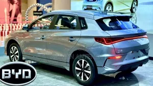 New BYD E2 43 kWh 94 hp FWD 2025 Silver
