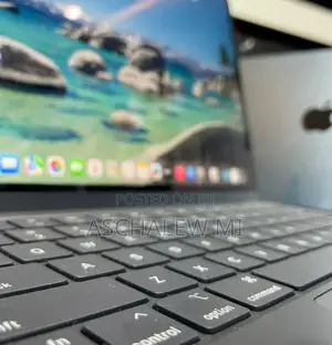 New Laptop Apple MacBook Air 2024 M3 13-inch 8GB Apple M3 SSD 256GB
