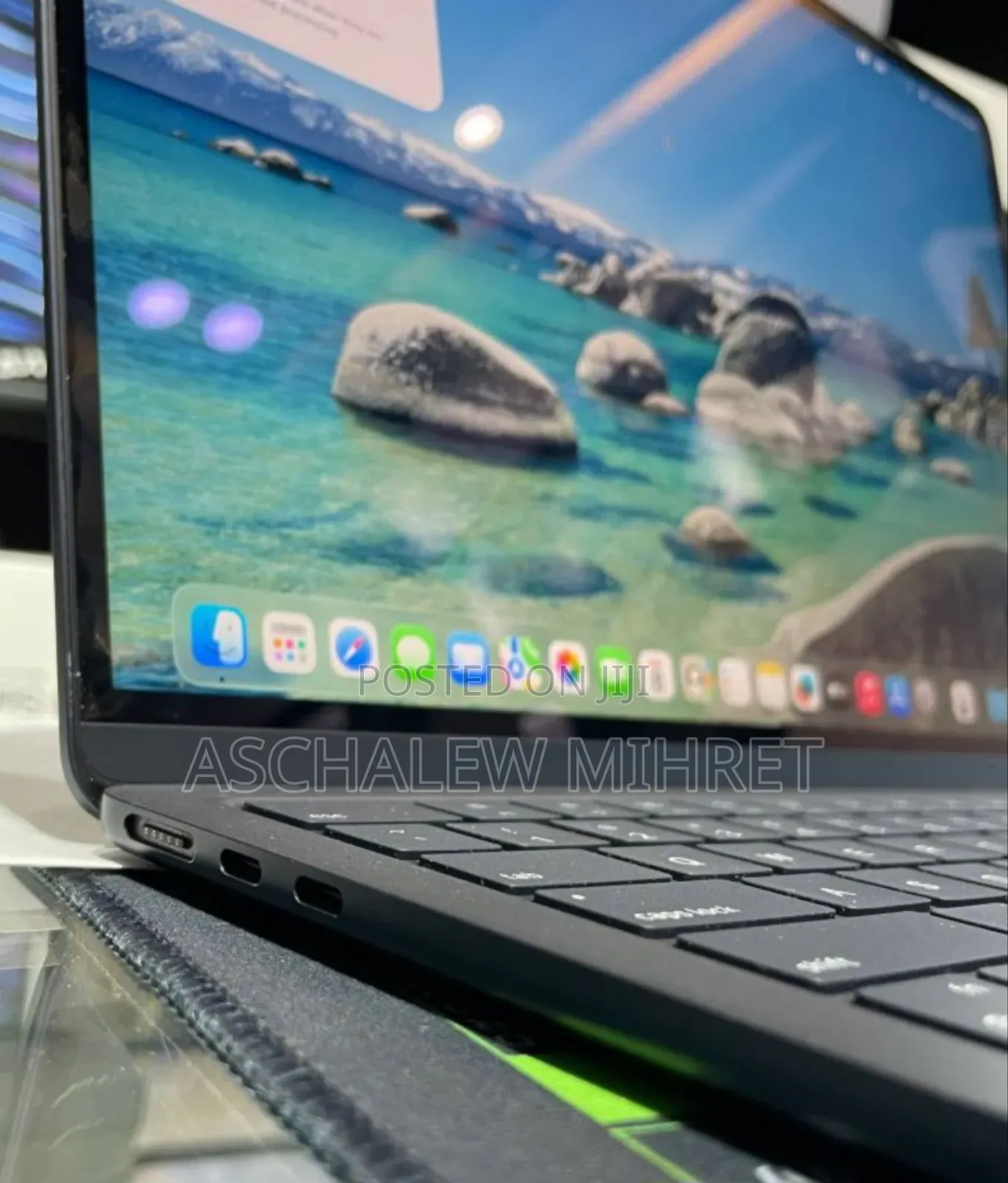 New Laptop Apple MacBook Air 2024 M3 13-inch 8GB Apple M3 SSD 256GB