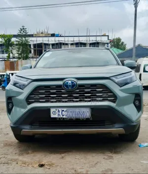 Toyota RAV4 2022 Green