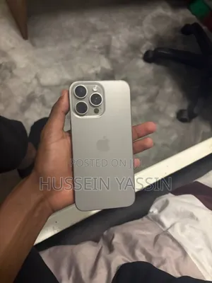 New Apple iPhone 15 Pro Max 256 GB Silver