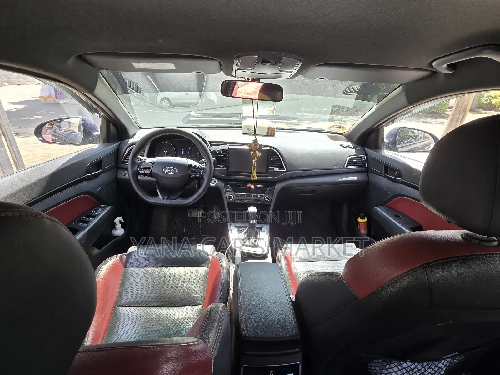 Hyundai Avante 2017 Black