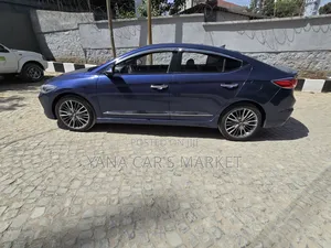 Hyundai Avante 2017 Black