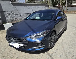 Hyundai Avante 2017 Black