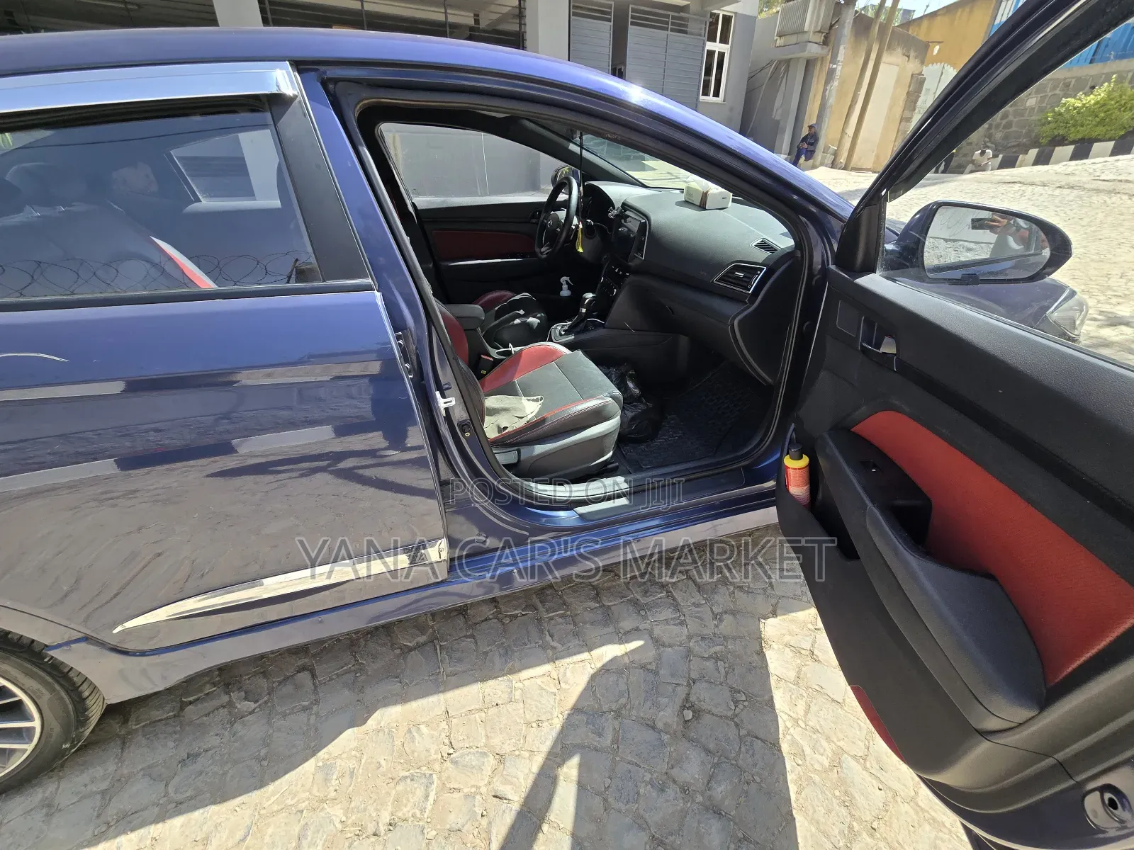 Hyundai Avante 2017 Black