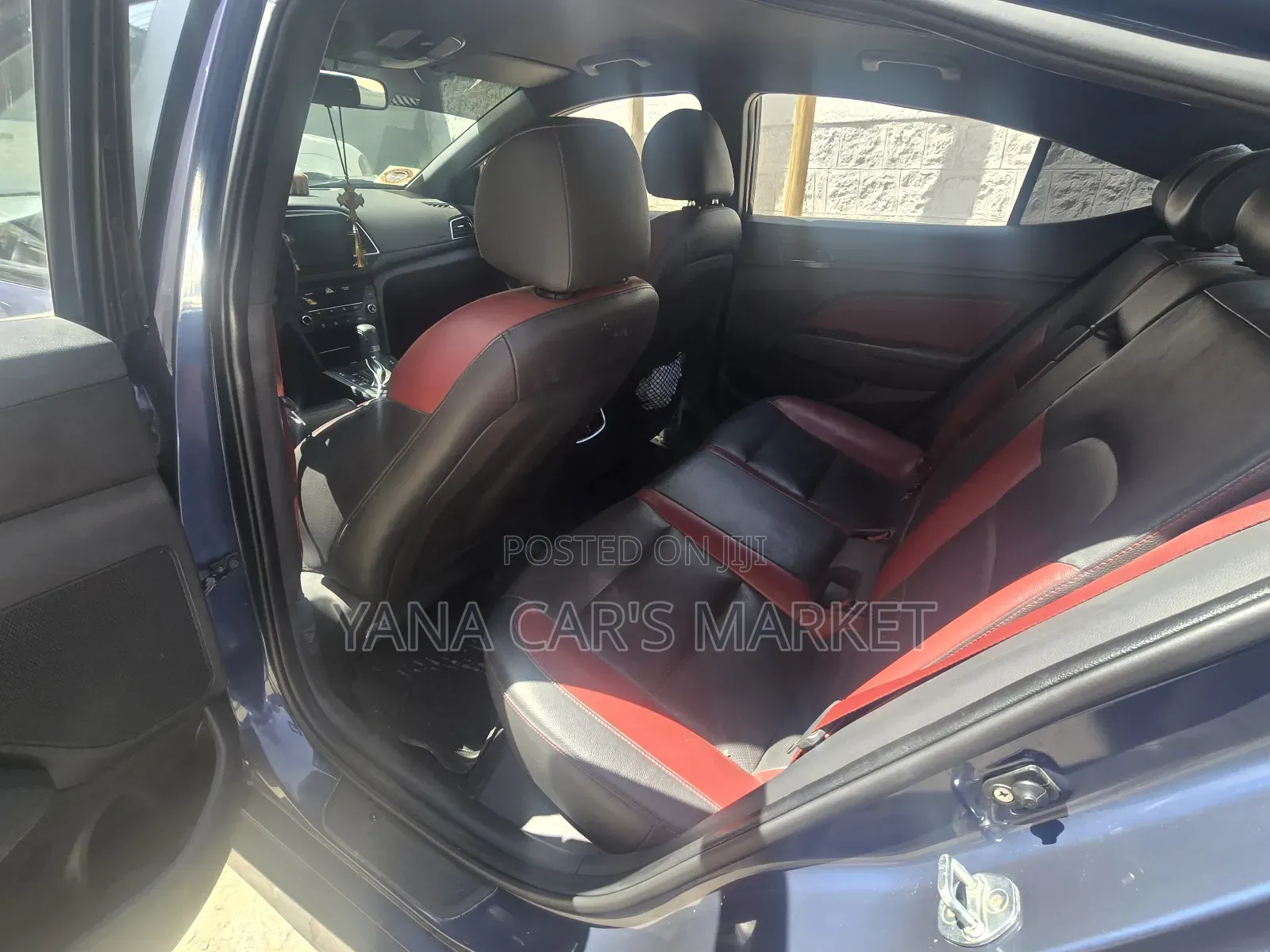 Hyundai Avante 2017 Black