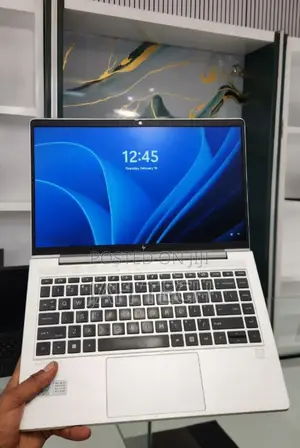 New Laptop HP EliteBook 640 G9 16GB Intel Core i7 SSD 512GB