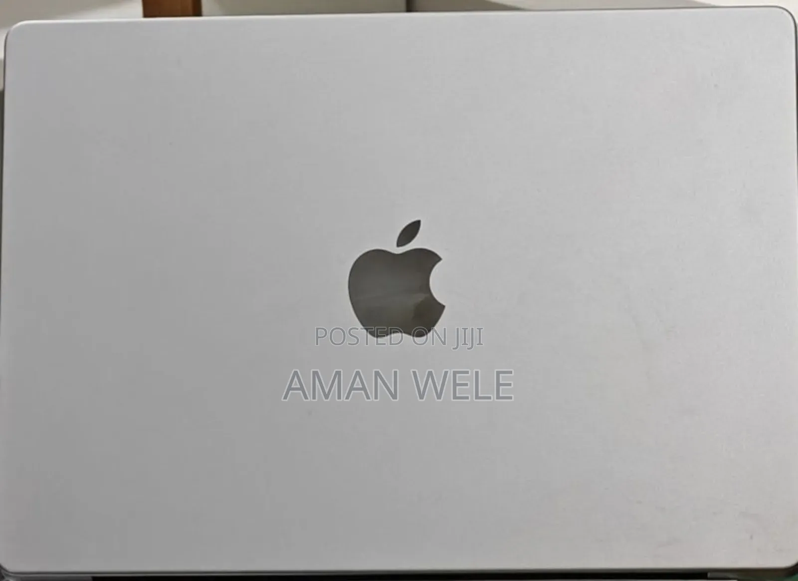 New Laptop Apple MacBook Pro 2023 M3 14-inch 8GB Apple M3 SSD 512GB