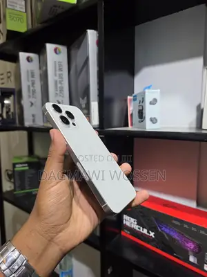 Apple iPhone 15 Pro Max 512 GB White
