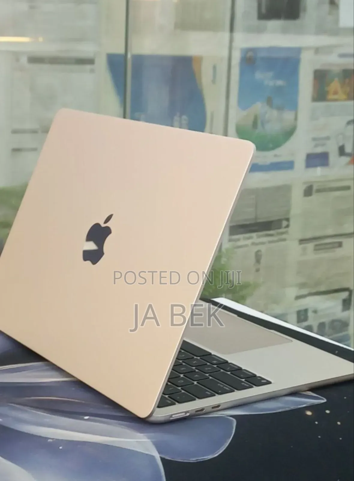 New Laptop Apple MacBook Air 2025 M4 13-inch 16GB Apple M4 SSD 256GB