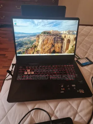 Laptop Asus TUF Gaming FX504 8GB AMD Ryzen 7 HDD+SSD 512GB
