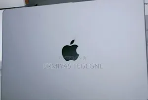 New Laptop Apple MacBook Pro M1 16GB Intel Core i5 SSD 512GB