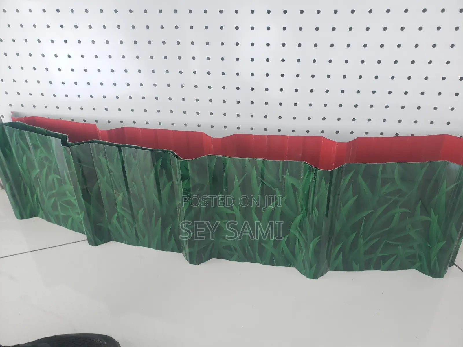 ኤጋ ቆርቆሮ for Your Roof