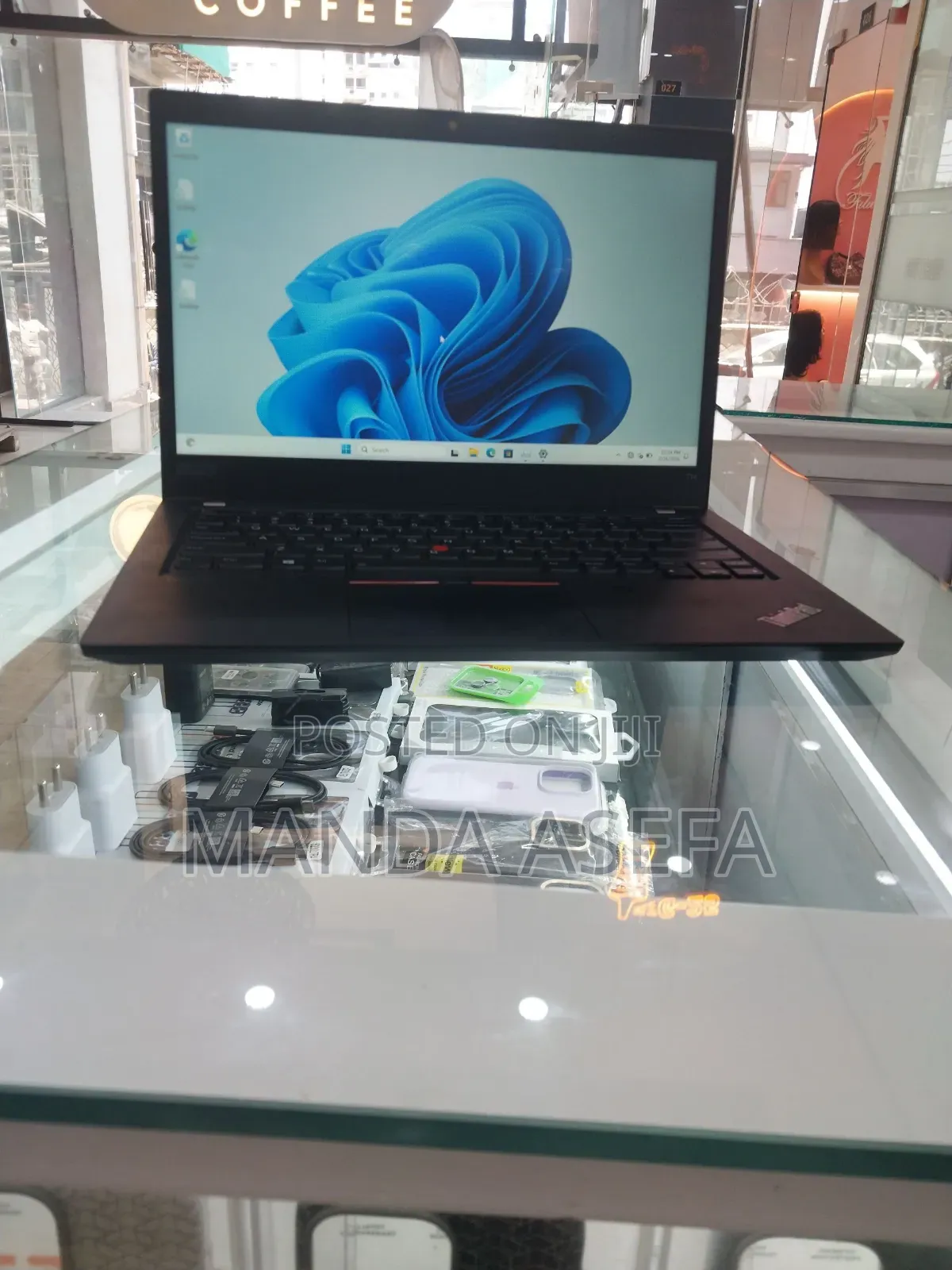 New Laptop Lenovo ThinkPad T14 16GB Intel Core i7 SSD 512GB