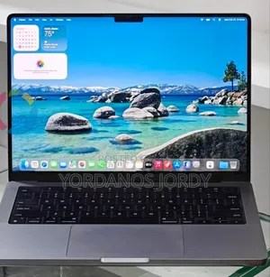 New Laptop Apple MacBook Air 2024 M3 15-inch 8GB Apple M3 Pro SSD 512GB