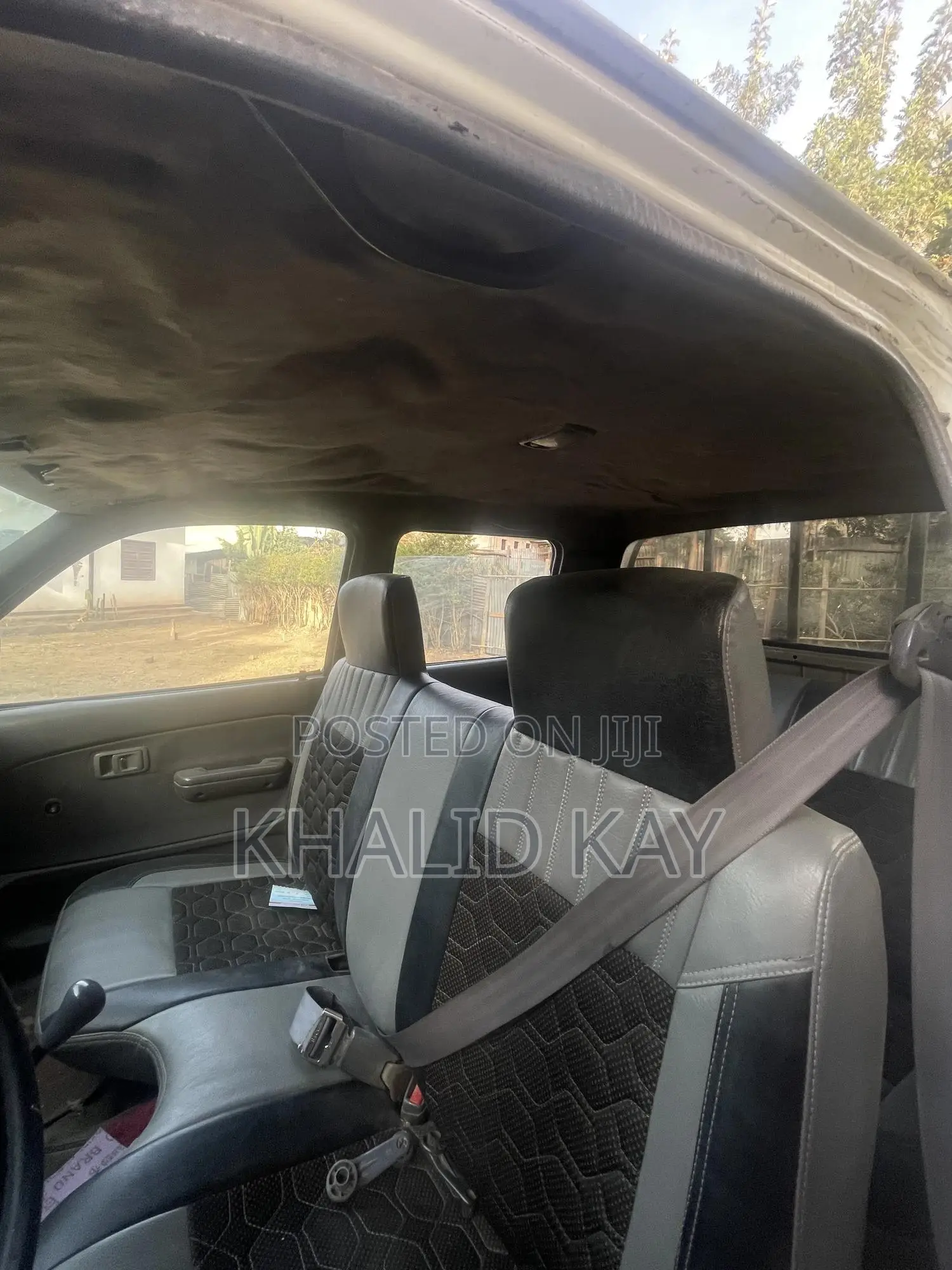 Toyota Hilux 2004 White