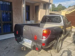 Mitsubishi L200 Single Cab 2.5 TD 4WD 2006 White
