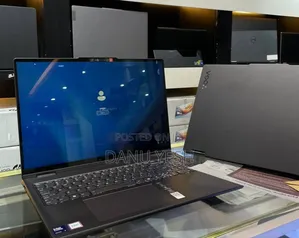 New Laptop Lenovo Yoga 7i 16GB Intel Core Ultra 7 SSD 1T