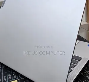 New Laptop Lenovo Ideapad 3 16GB Intel Core i5 SSD 512GB