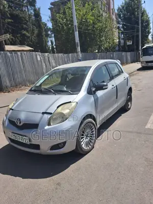 Toyota Yaris 2009