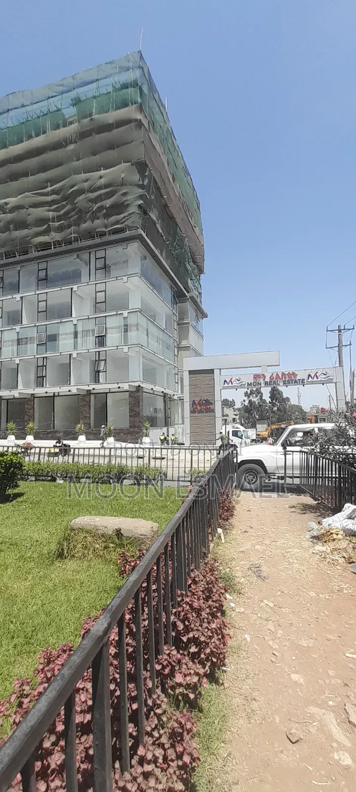 1bdrm Apartment in Mon Real Estate, Kolfe Keranio for sale