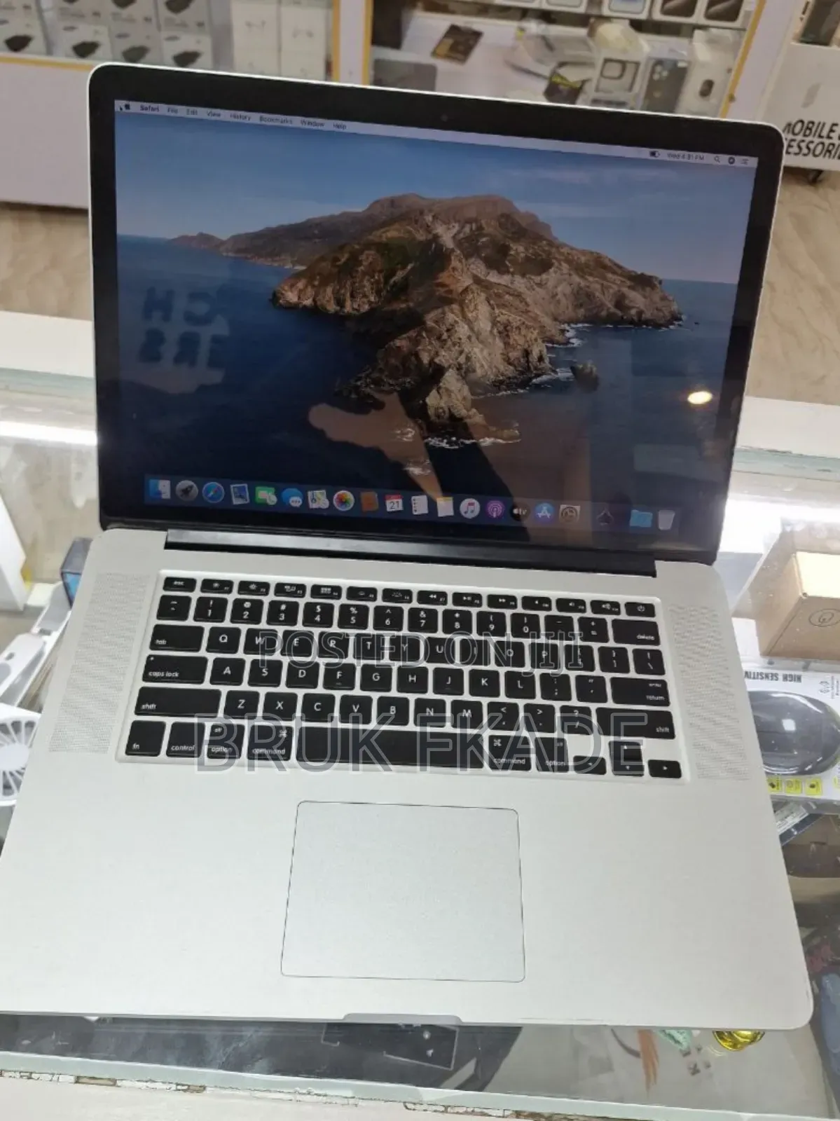 New Laptop Apple MacBook Pro 2014 16GB Intel Core i7 SSD 512GB