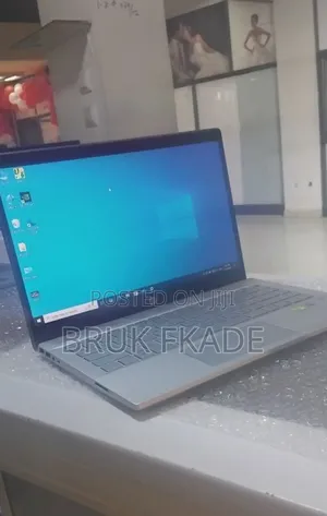 New Laptop HP Pavilion 14 16GB Intel Core i7 SSD 512GB