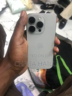 Apple iPhone 15 Pro 128 GB Gray