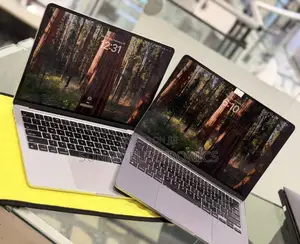 New Laptop Apple MacBook Air 2022 M2 8GB Apple M2 SSD 256GB