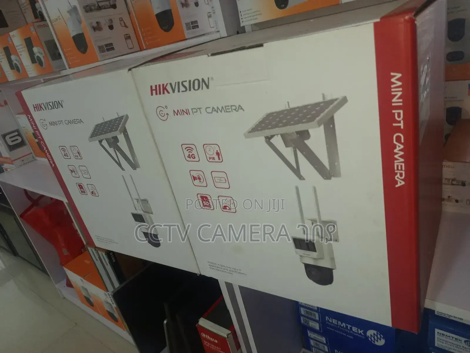 Hikvision4+4mp Mini PTZ Solar Panel
