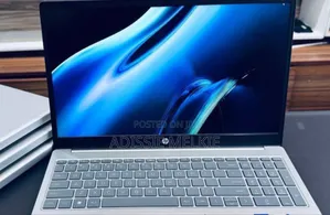 New Laptop HP Pavilion 15 8GB Intel Core i5 SSD 1T