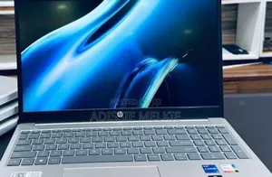 New Laptop HP Pavilion 15 8GB Intel Core i5 SSD 1T